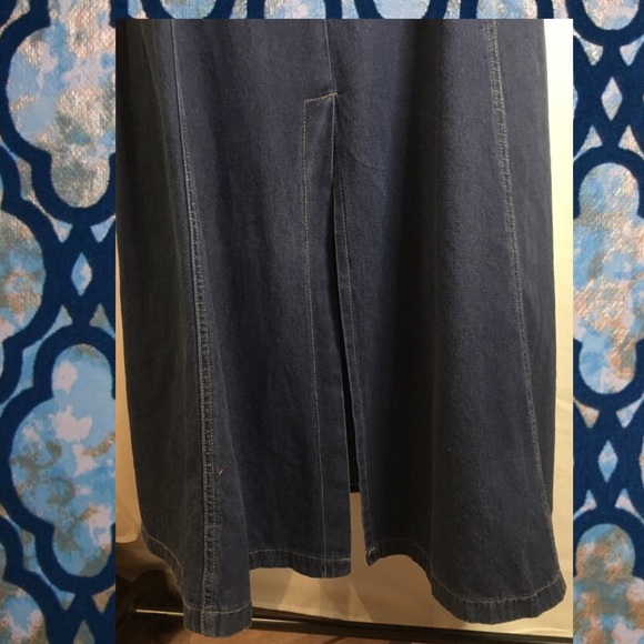 Maxi denim dress in mid-dark blue wash - Picture 6 of 8